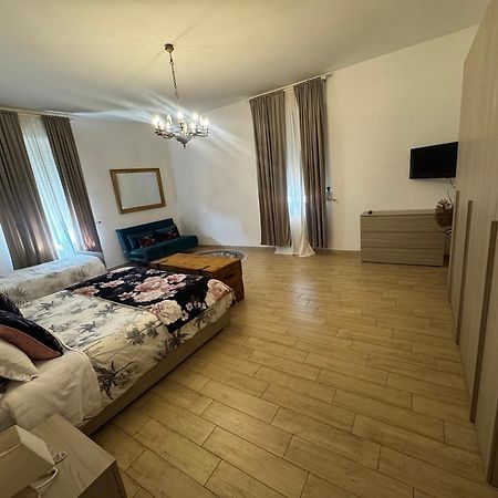 ナポリLa Casa Di Sarah Aspetta Voiアパートメント エクステリア 写真