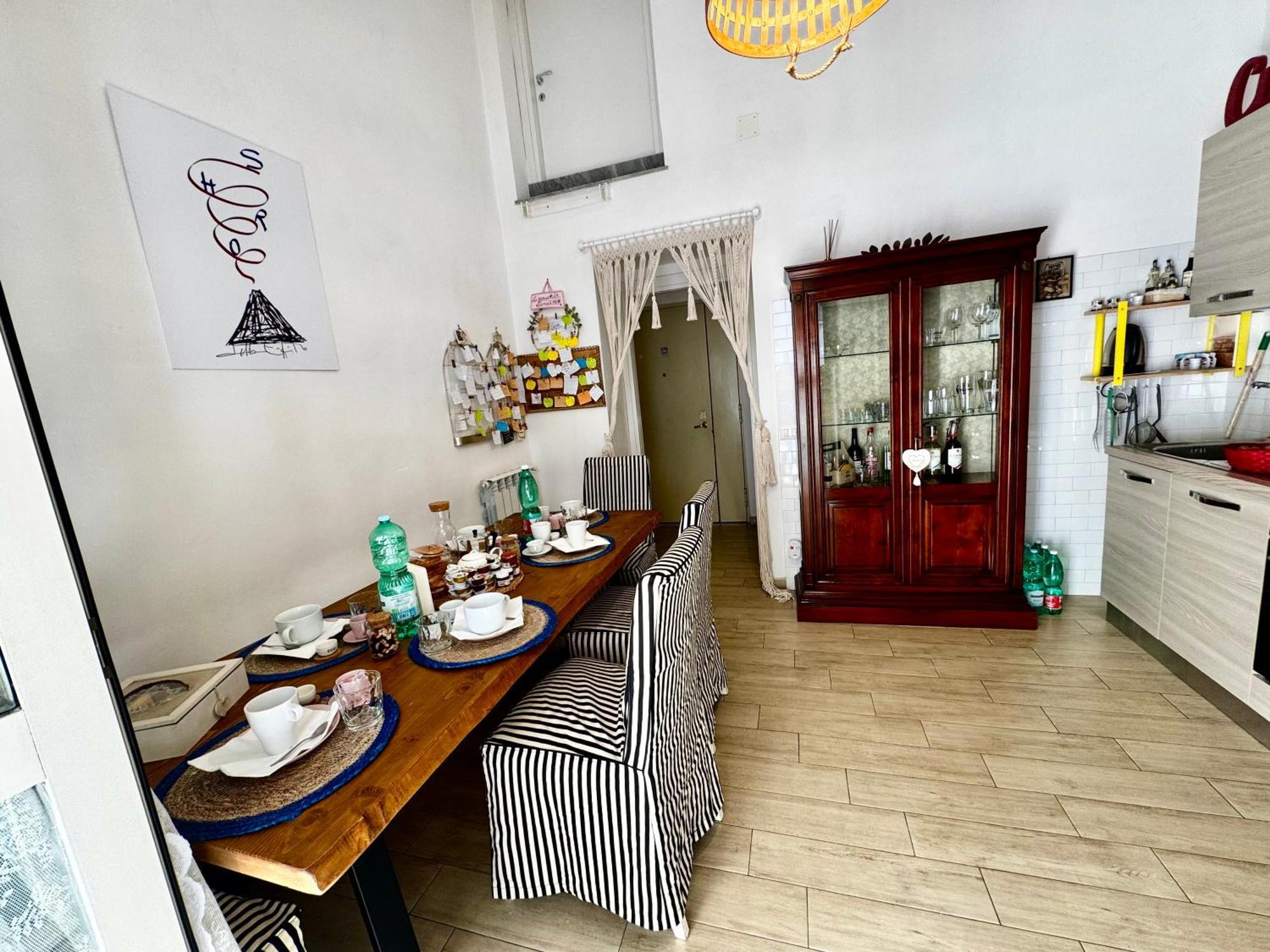 ナポリLa Casa Di Sarah Aspetta Voiアパートメント エクステリア 写真